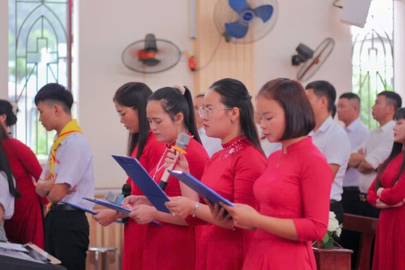 fb-732768673513037_1115987097324840