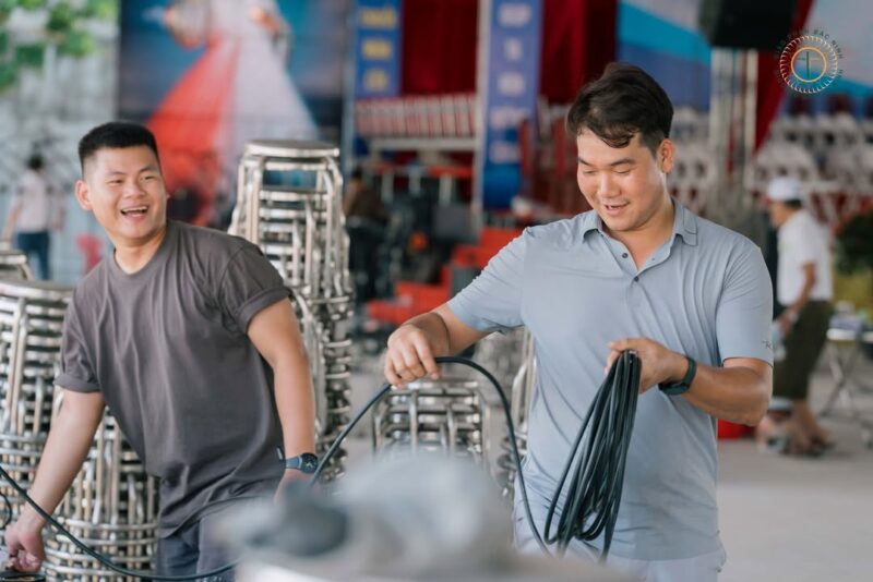 fb-732768673513037_1116920327231517