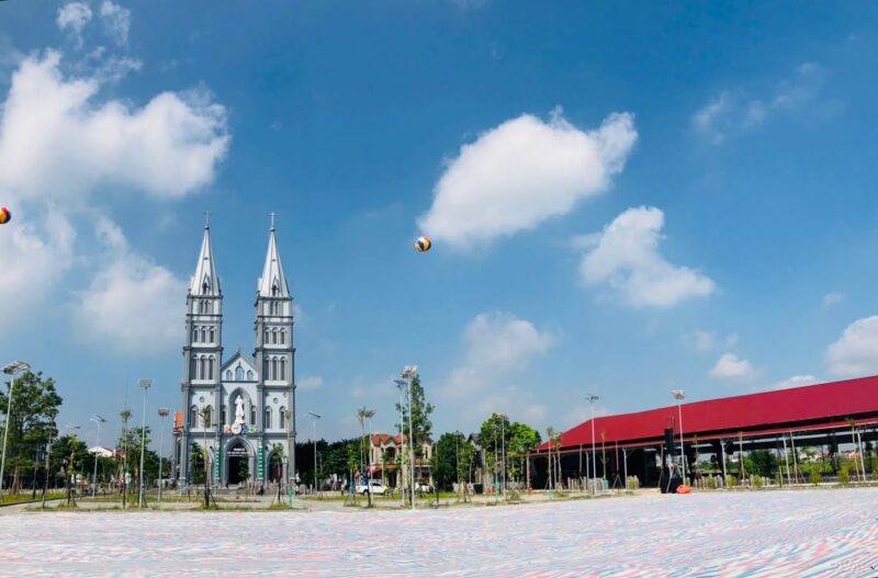 fb-732768673513037_1116650993925117