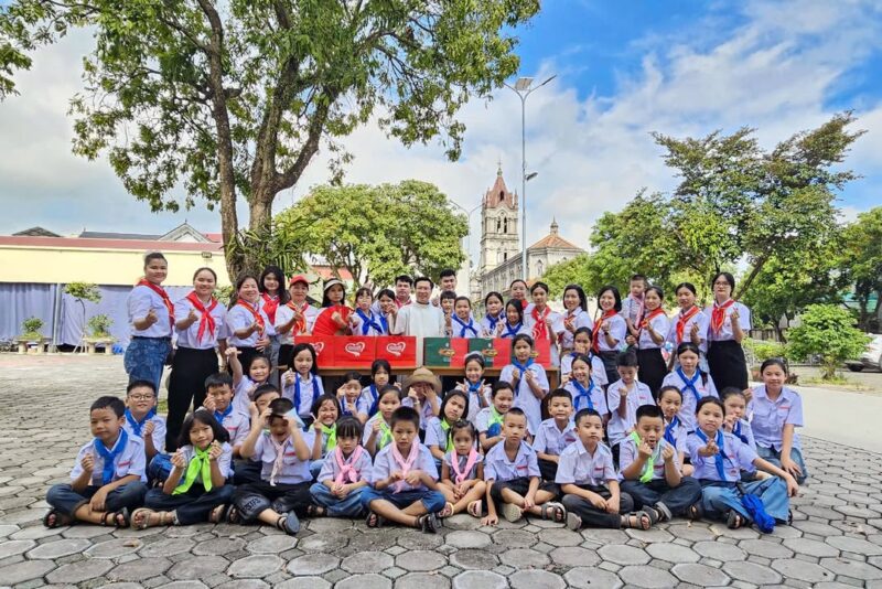 fb-1578851229095483_1207479974756575