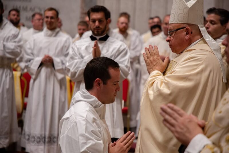 fb-272481673538_1261850092638043