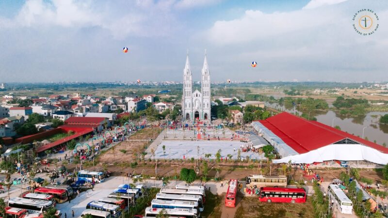 fb-732768673513037_1117453503844866