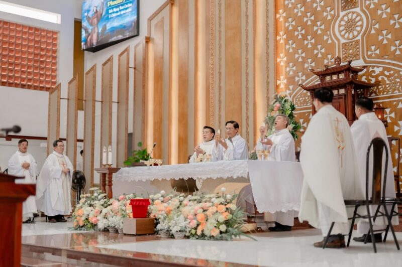 fb-585442494803518_1216299513867929