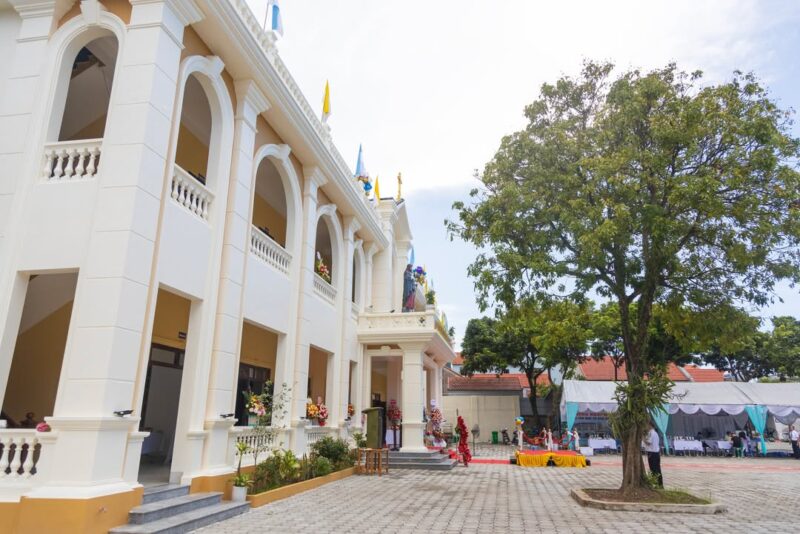 fb-1578851229095483_1208646637973242