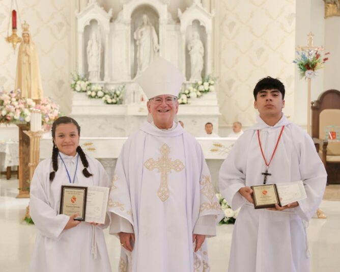 fb-117682098250535_1236235448549088