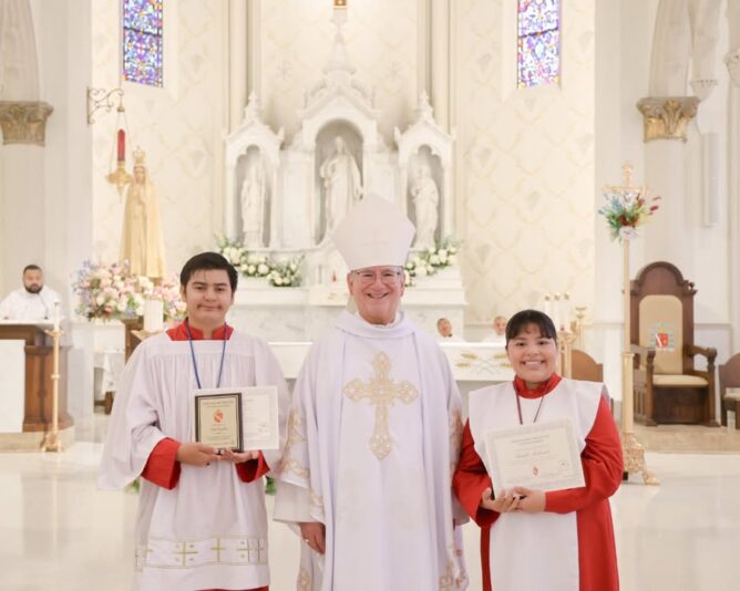 fb-117682098250535_1236235448549088