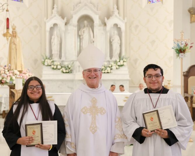 fb-117682098250535_1236235448549088