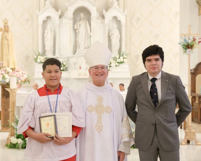 fb-117682098250535_1236235448549088