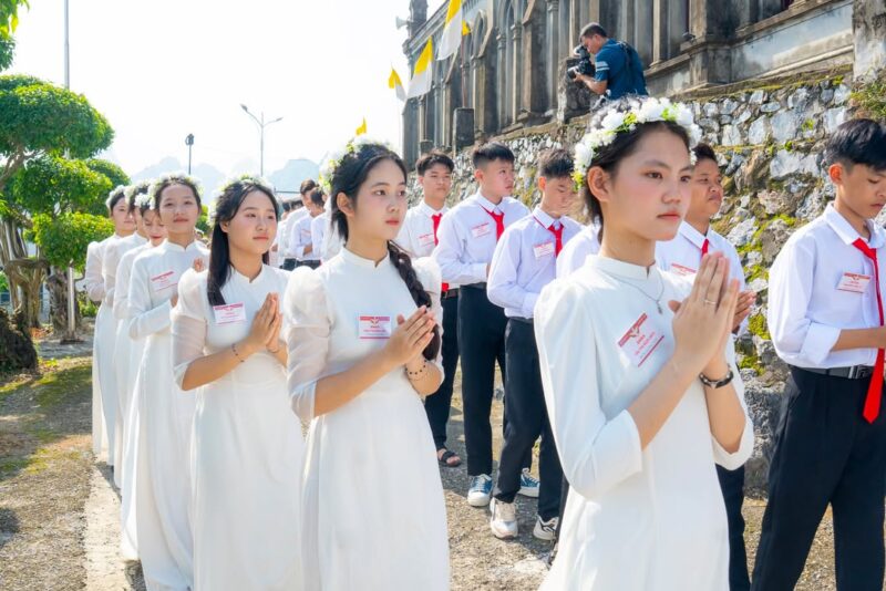 fb-1578851229095483_1209613407876565