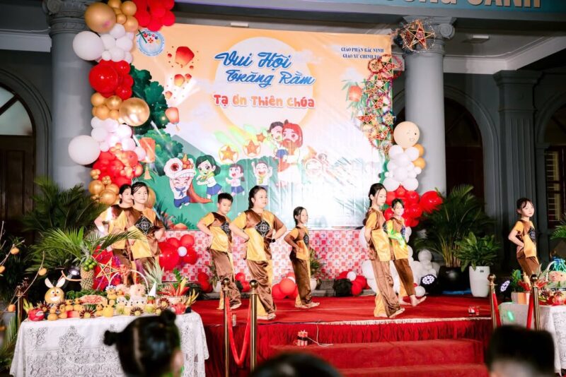 fb-732768673513037_1118797333710483