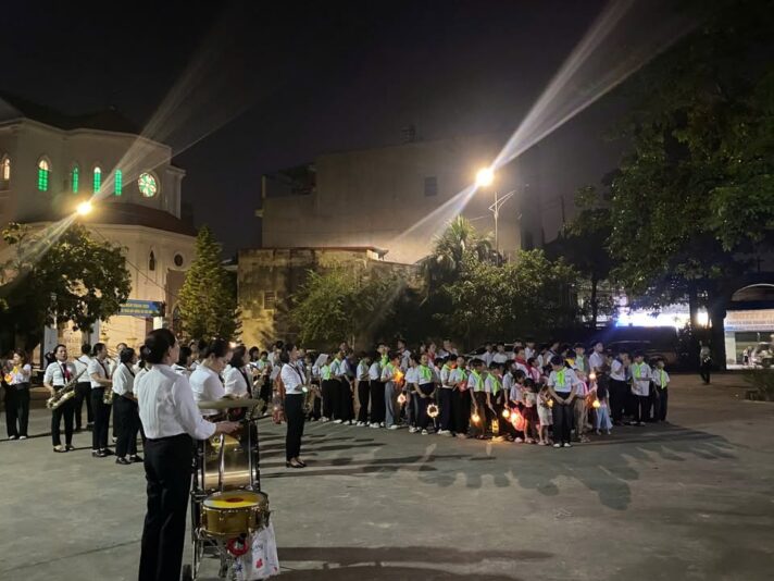 fb-732768673513037_1118668010390082