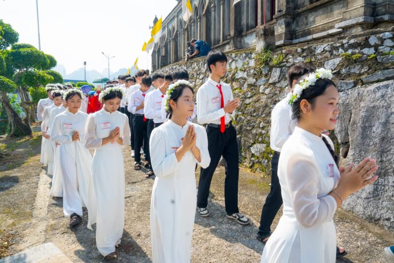 fb-1578851229095483_1209613407876565