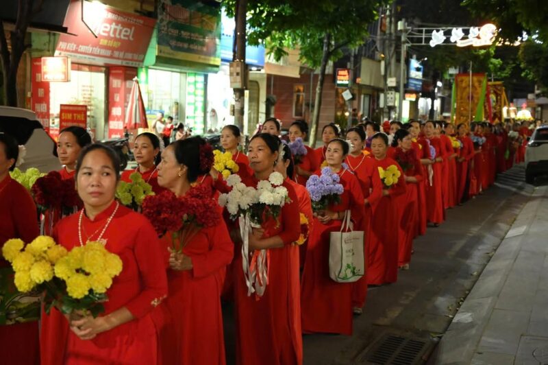 fb-732768673513037_1118478070409076