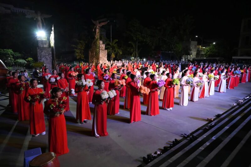 fb-732768673513037_1118478070409076