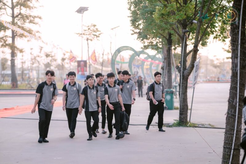 fb-732768673513037_1118467780410105