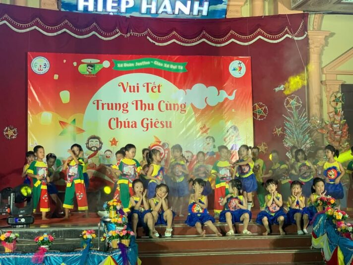 fb-732768673513037_1119369593653257