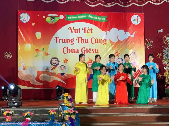 fb-732768673513037_1119369593653257