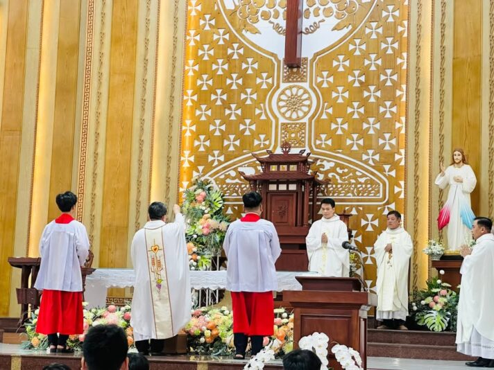 fb-585442494803518_1217829330381614