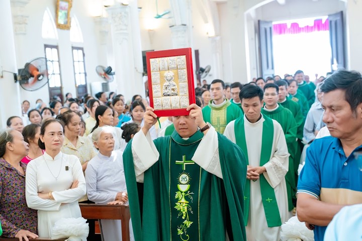 fb-1578851229095483_1210530194451553