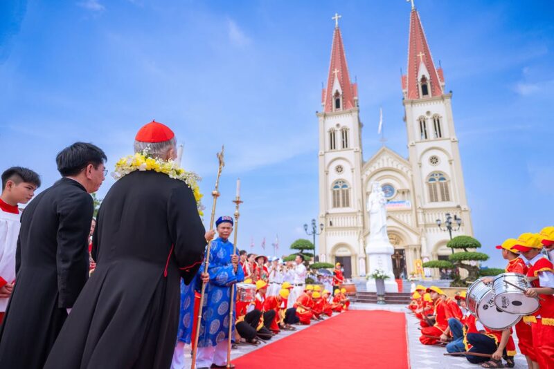 fb-1578851229095483_1210511484453424