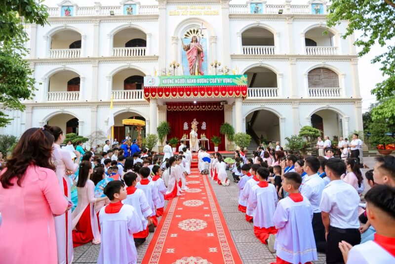 fb-1578851229095483_1211146341056605