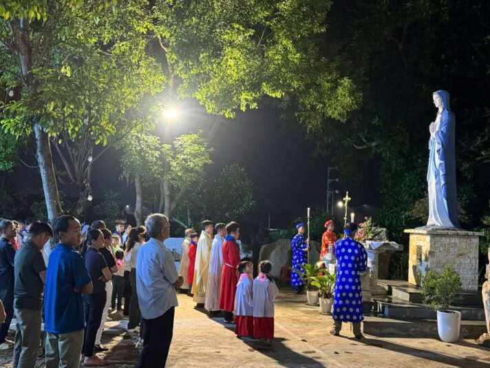 fb-732768673513037_1120240246899525