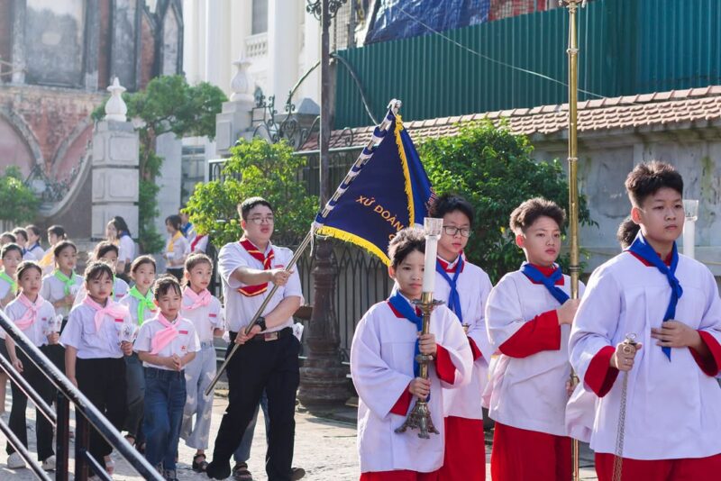 fb-1578851229095483_1211228764381696