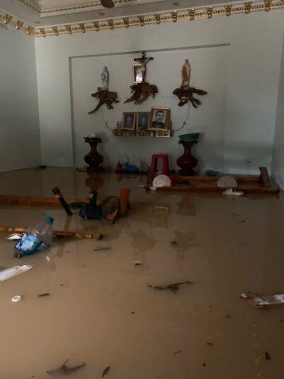 fb-732768673513037_1121017950155088