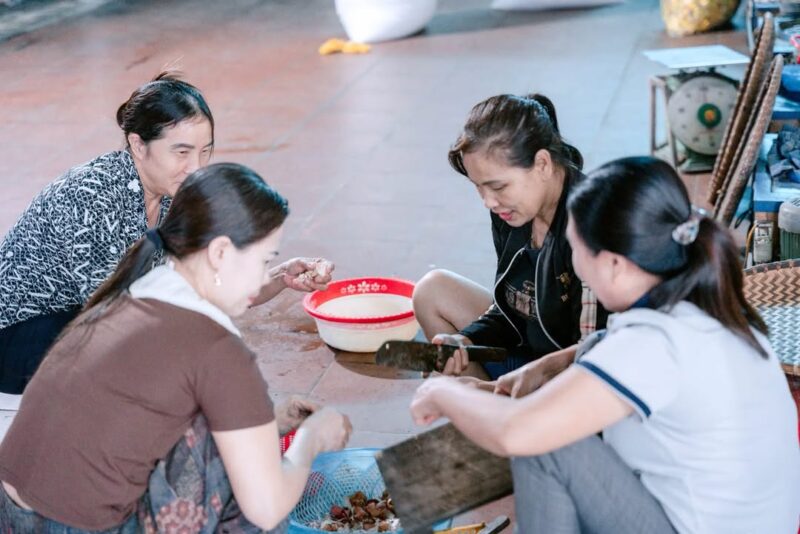 fb-732768673513037_1121032156820334