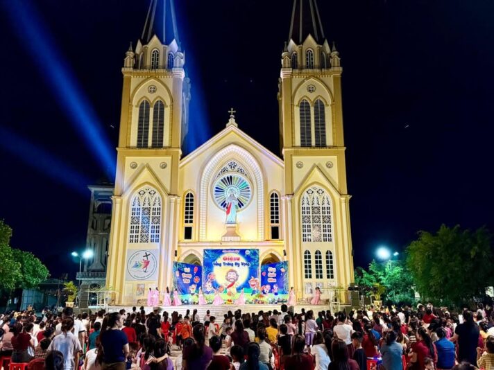 fb-267086443957481_1109889184687120