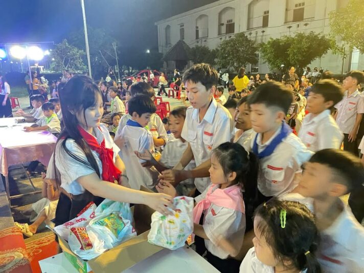 fb-267086443957481_1109889184687120