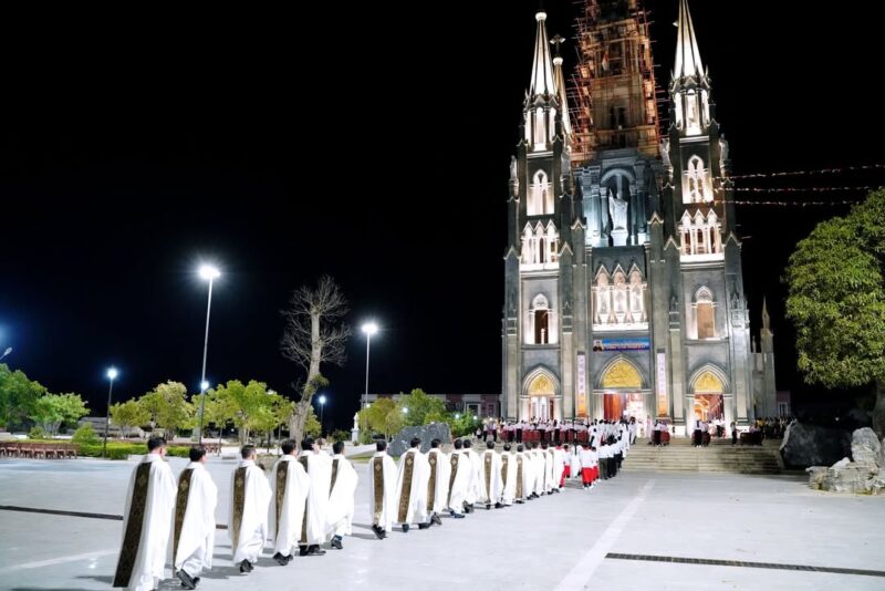 fb-267086443957481_1110532841289421