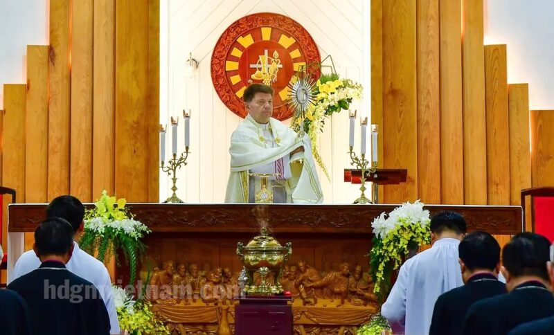 fb-267086443957481_1111394951203210