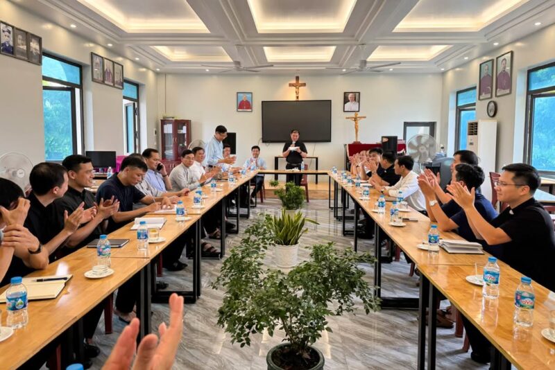 fb-1578851229095483_1213317190839520