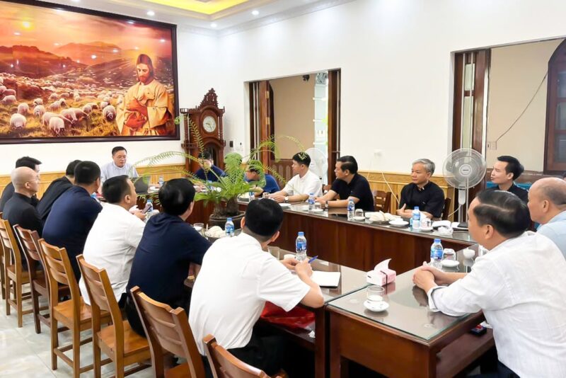 fb-1578851229095483_1213317190839520