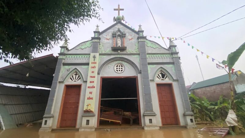 fb-732768673513037_1122867326636817