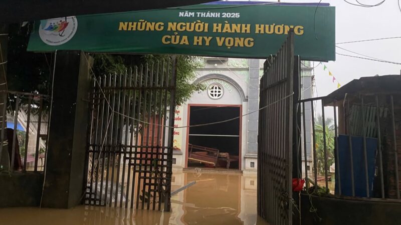 fb-732768673513037_1122867326636817