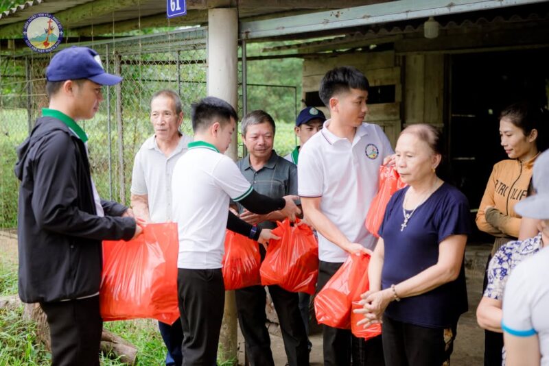 fb-267086443957481_1111491227860249