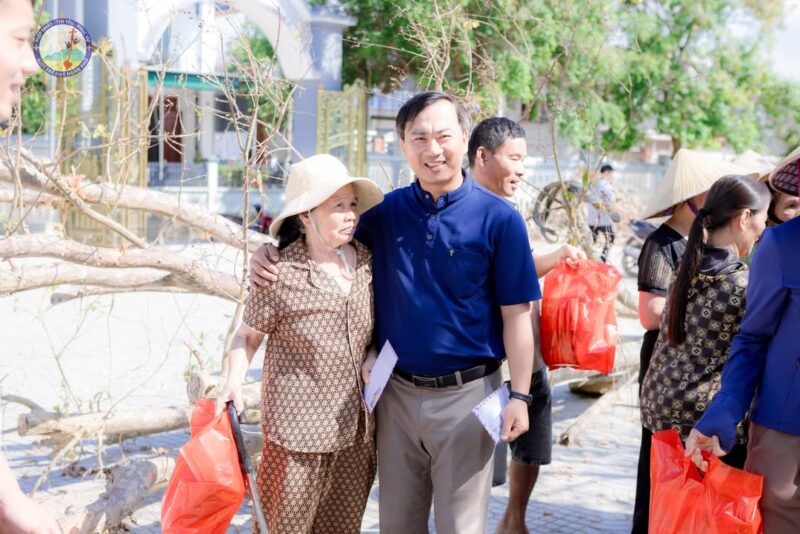 fb-267086443957481_1111491227860249