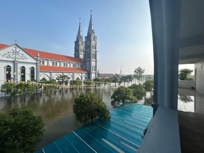 fb-732768673513037_1123397309917152