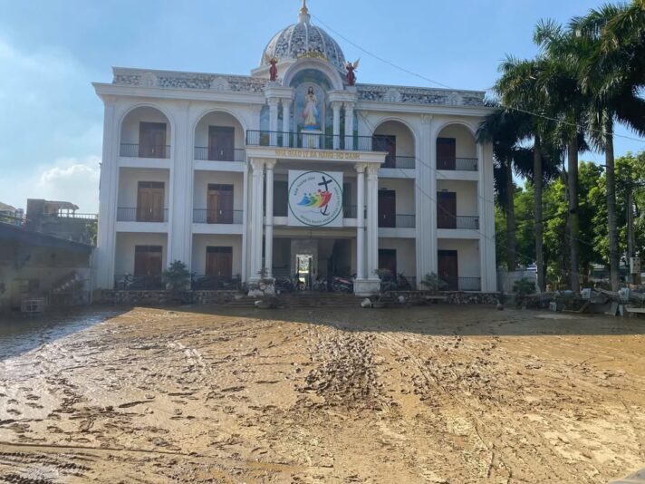 fb-732768673513037_1123254083264808