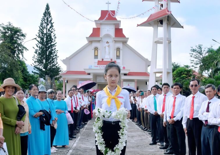 fb-585442494803518_1222428103255070