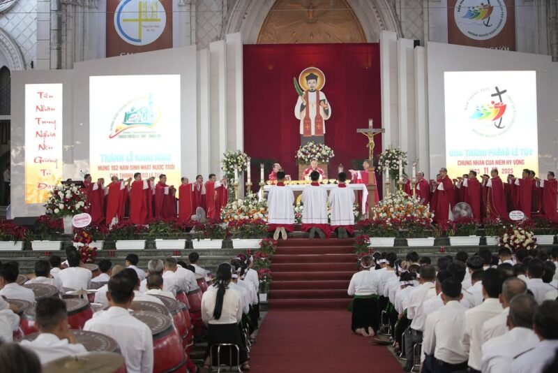 fb-1578851229095483_1214628217375084