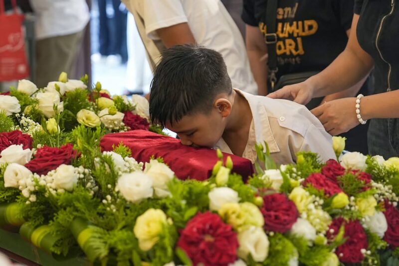 fb-1578851229095483_1215320463972526