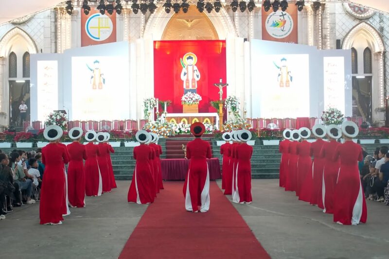 fb-1578851229095483_1215320463972526