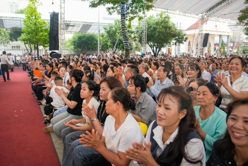 fb-1578851229095483_1215320463972526