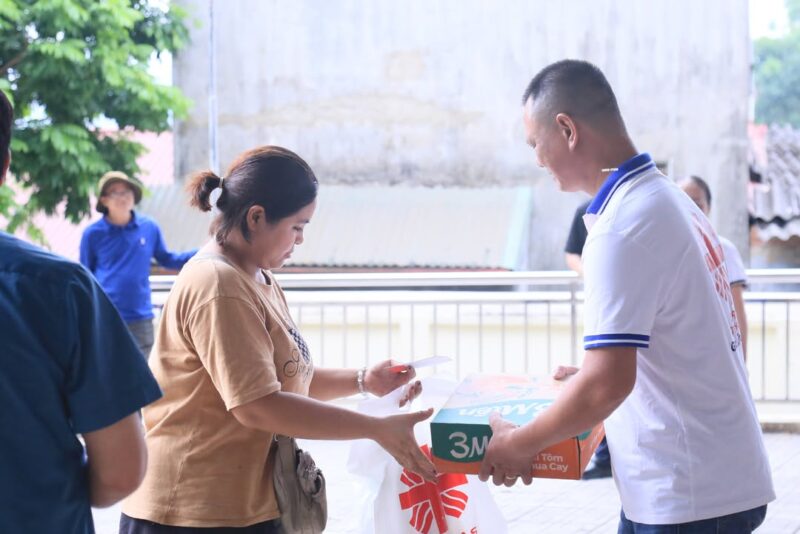 fb-1578851229095483_1215122617325644