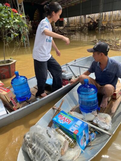 fb-732768673513037_1124349356488614