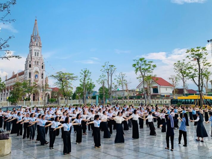 fb-267086443957481_1112901581052547