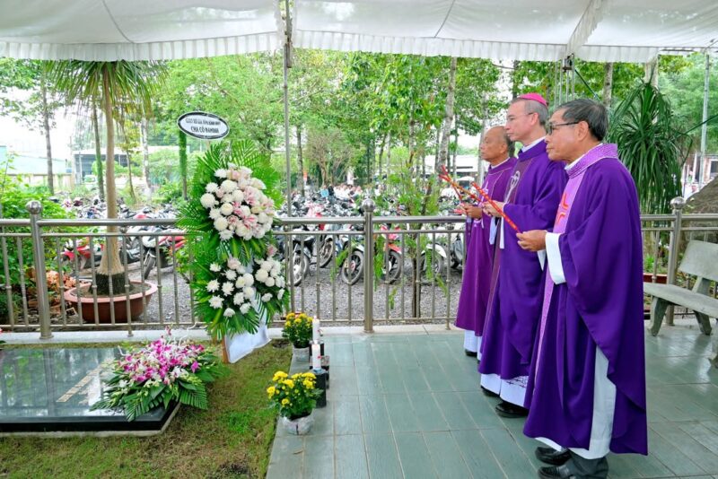 fb-585442494803518_1224077046423509